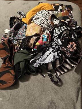NWT Name Brand Swimsuits Bulk Lot-100 Pc Wholesale Bundle Liquidation XS-3X